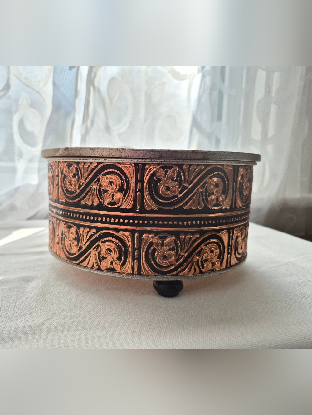 Vintage Zodiac Copper and Black Tin Container - Picture 6 of 10